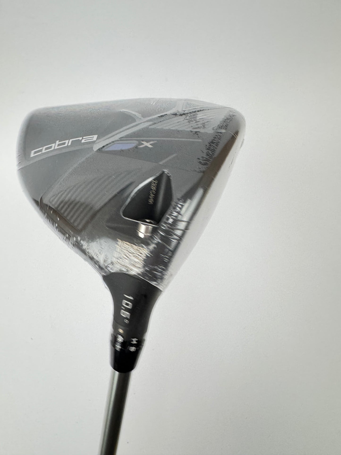 Cobra OPTM X Driver 10.5* Helium F4 Stiff Graphite /Right Handed /New /34010