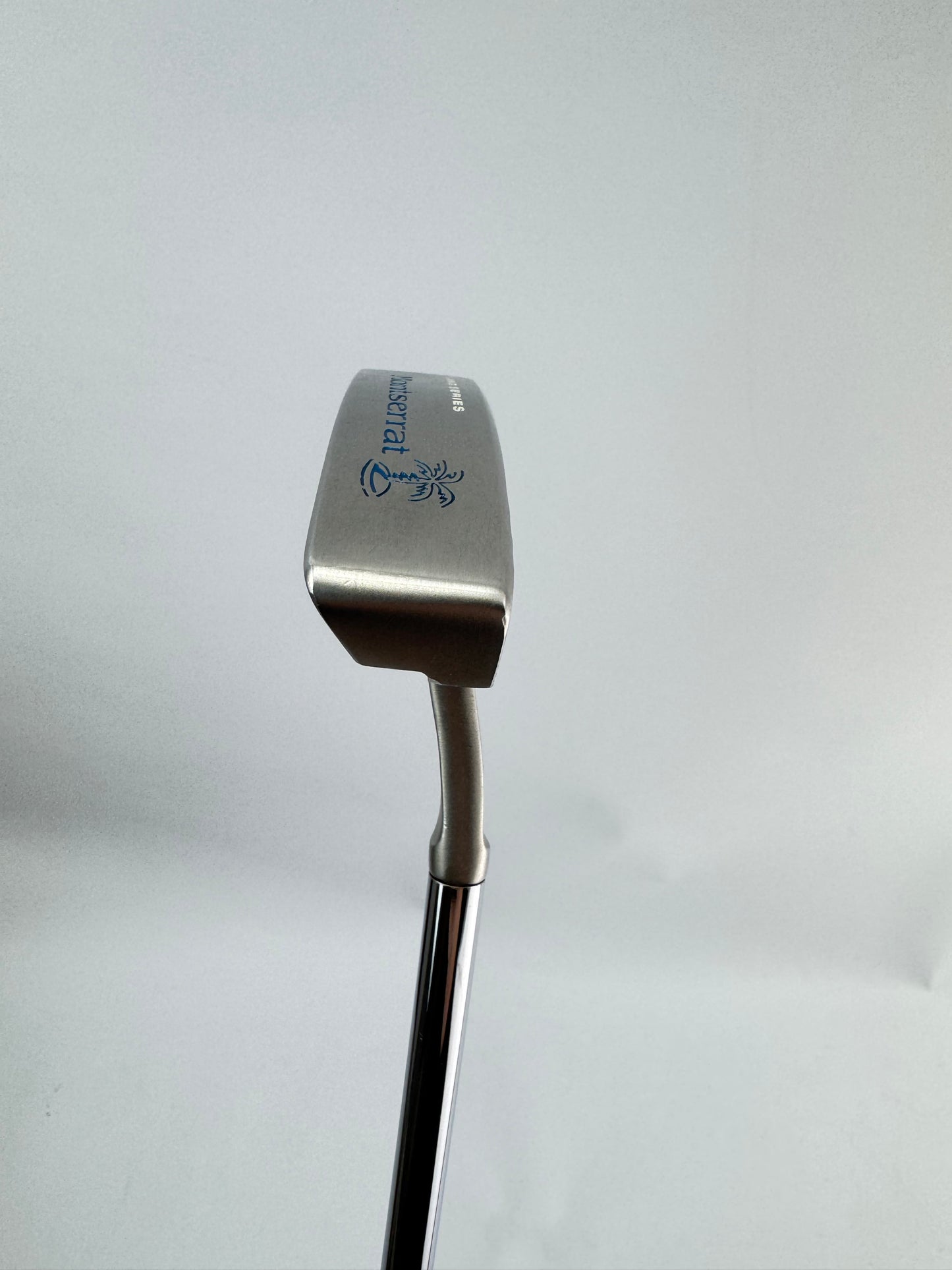 Rife Island Series Putter Montserrat 33.5” Blade /Right Handed /New Grip /29787