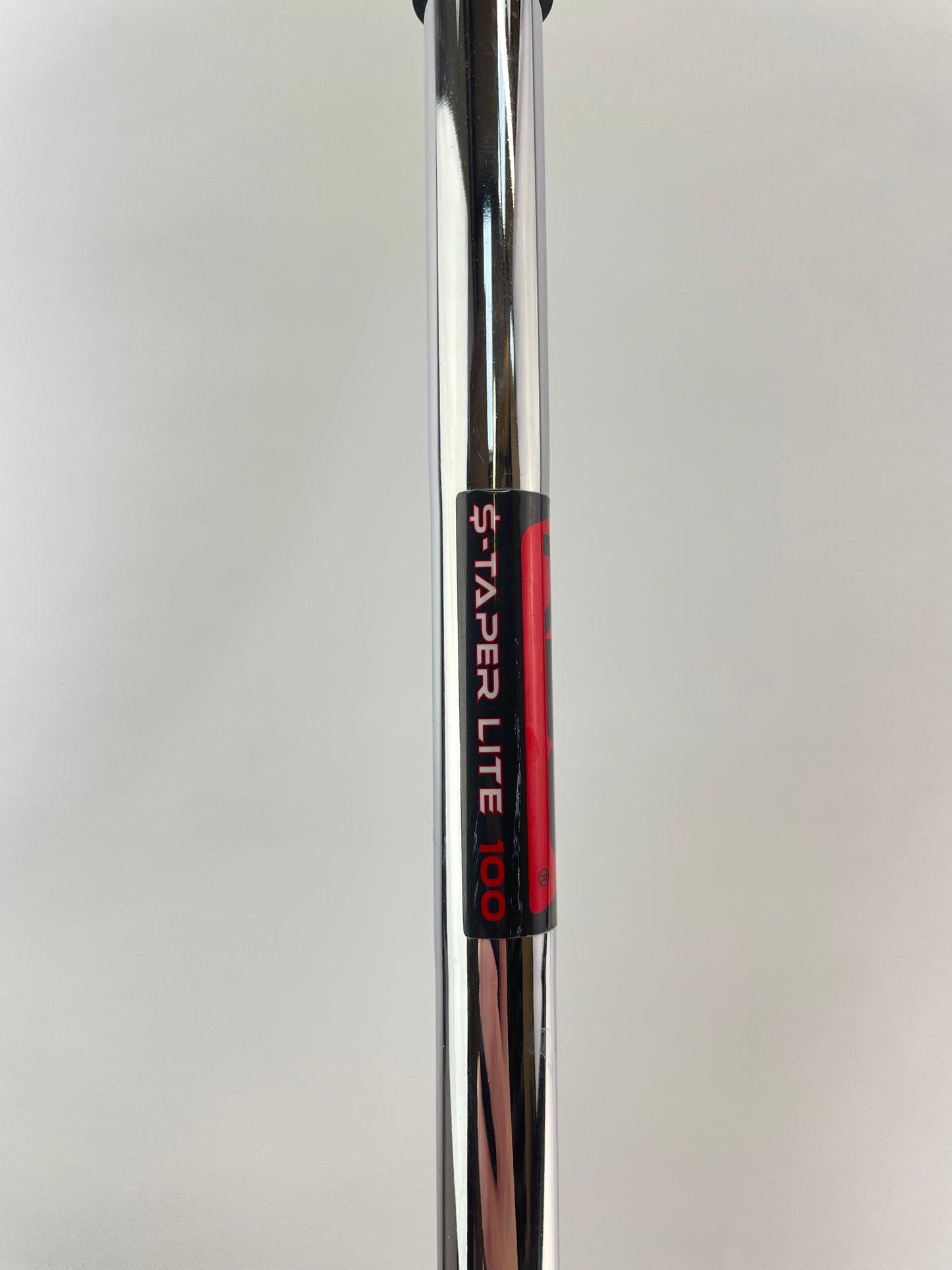 Wilson Staff D9 Irons 5-PW KBS $-Taper Lite 100 Regular Flex Steel /Right /27017