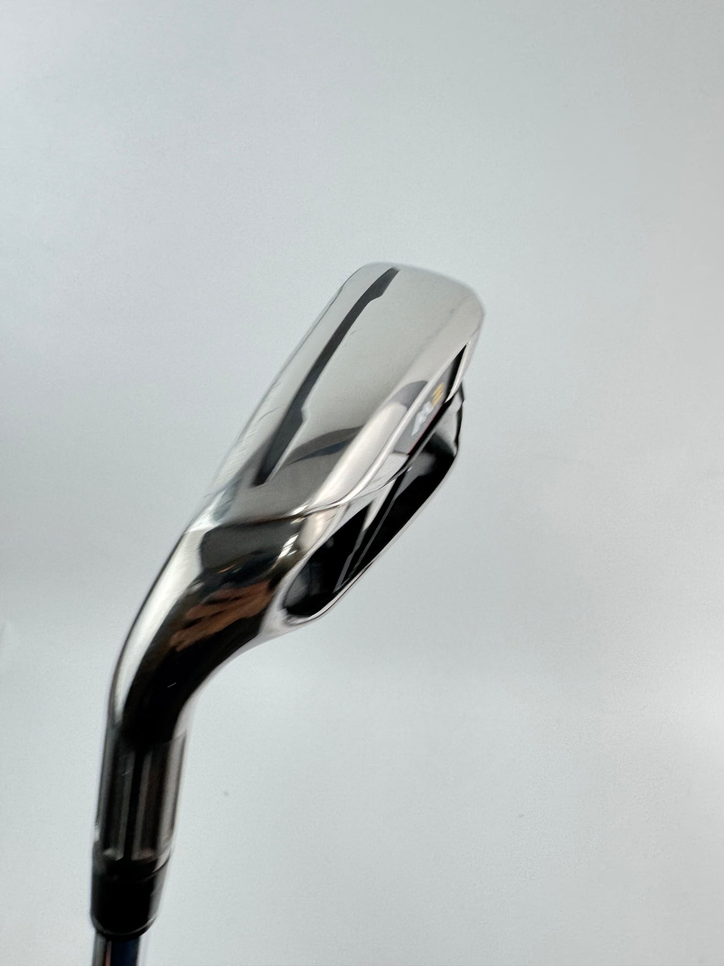 Taylormade M2 5 Iron Left Handed Regular Flex Steel +1/2” /Lamkin /25861