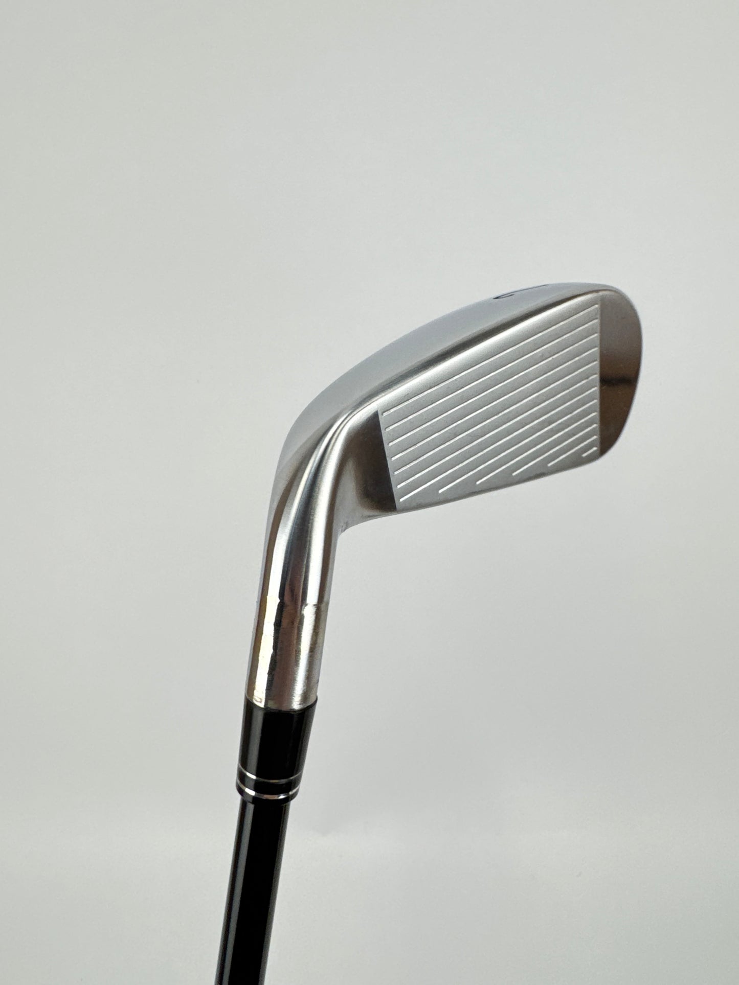 Titleist U505 2 Iron 18* Forged Diamana Stiff Graphite /Right /New Shaft /32352