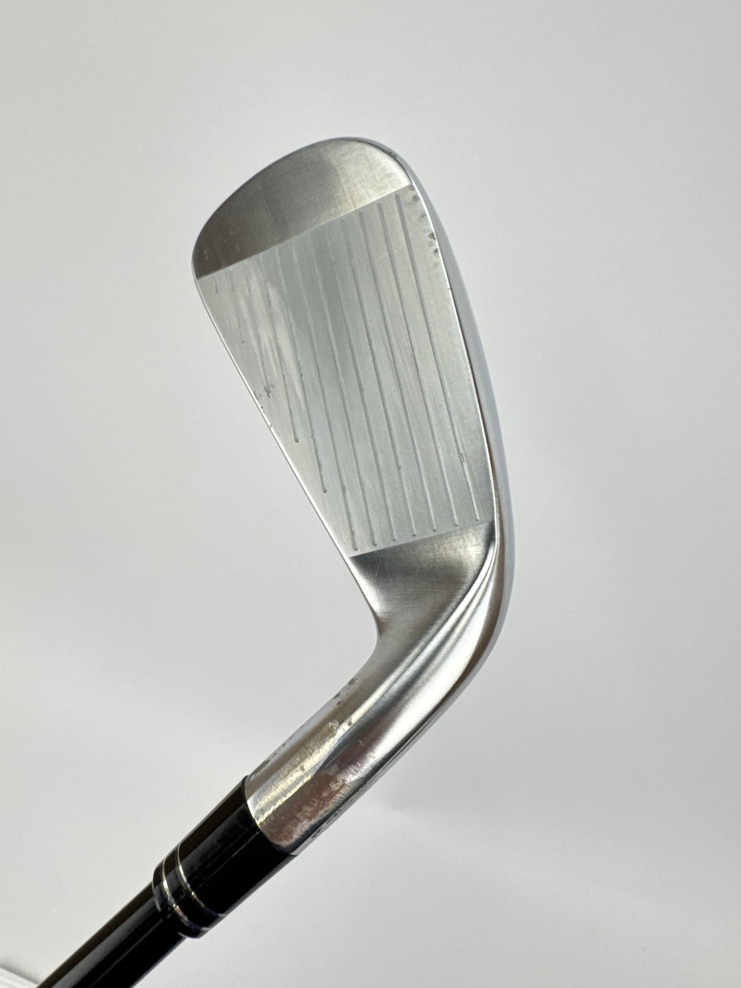 Titleist U505 2 Iron 18* Forged Diamana Stiff Flex Graphite /Left Handed /32351