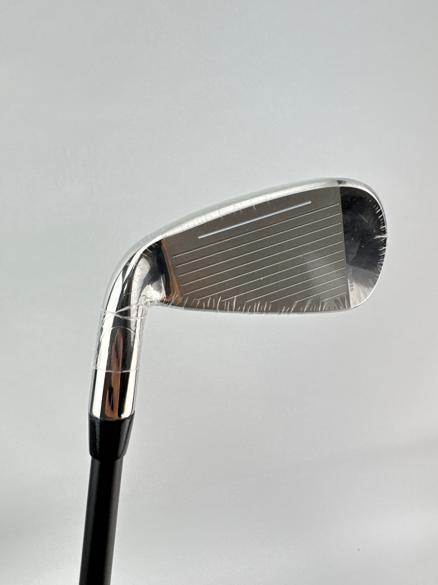 Cobra One Length 4 Iron 19.5* F8 KBS Tour Graphite 75 Regular Graphite /25491