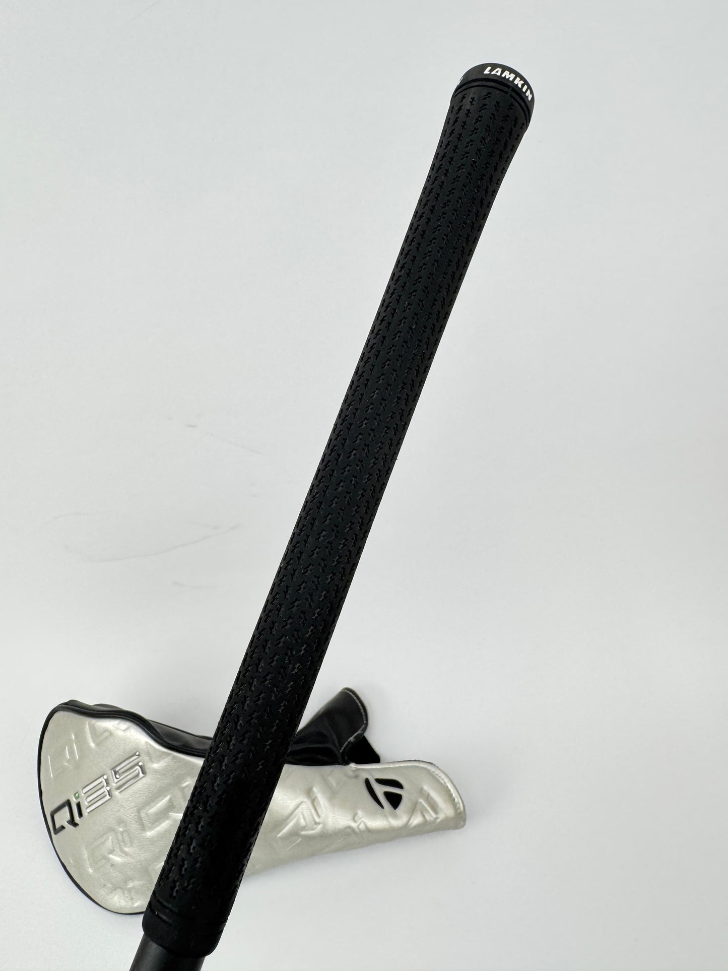 Taylormade Qi35 Driver 12* Vanquish 5-R Regular /Right Handed /Headcover /34416