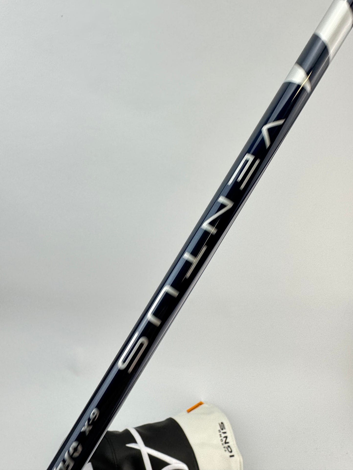 Takomo Ignis D1 Driver 9* Ventus Blue 6-X Extra Stiff Graphite /Headcover /28872