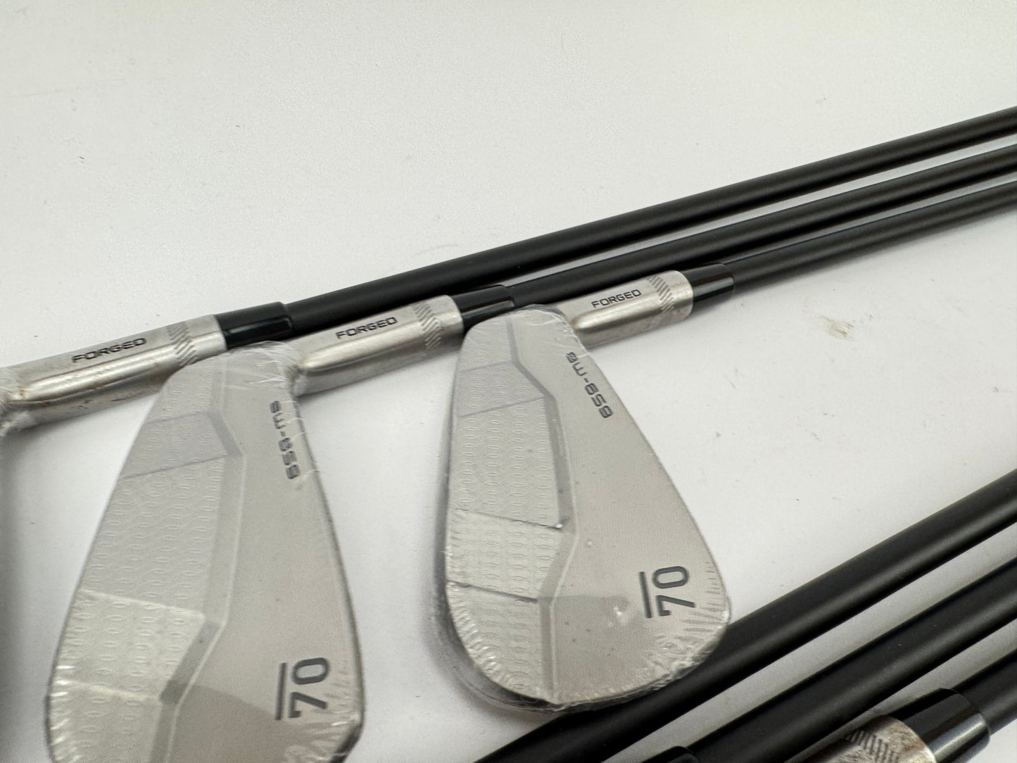 Sub 70 Irons 690 MB 5-PW KBS TGI 80 Stiff Flex Graphite /Right/Jumbo Grips/33843
