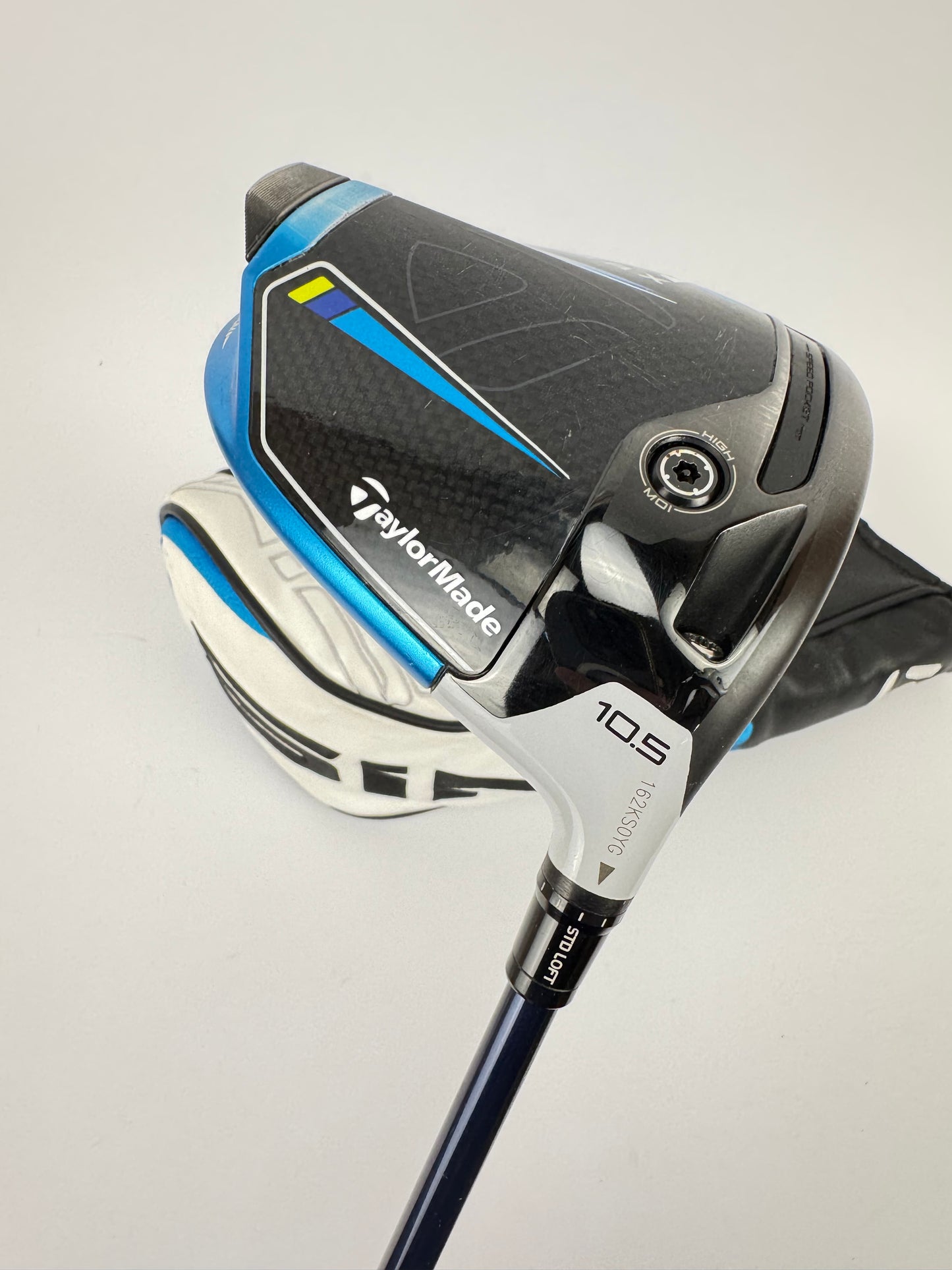 Taylormade Sim2 Max Driver 10.5* Ventus Blue 5-A Senior Graphite/Headcover/32974