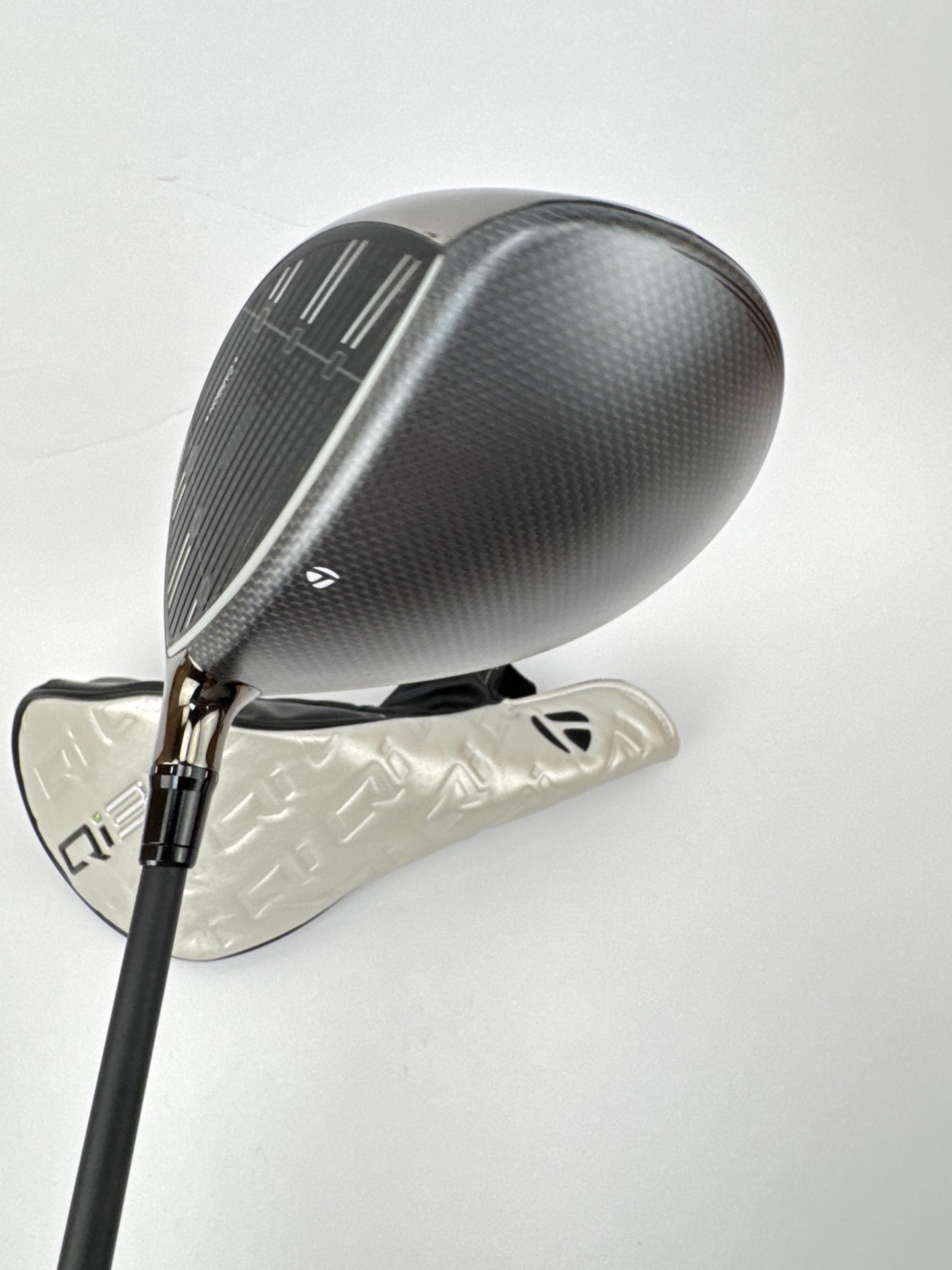 Taylormade Qi35 Driver 12* Vanquish 5-R Regular /Right Handed /Headcover /34416