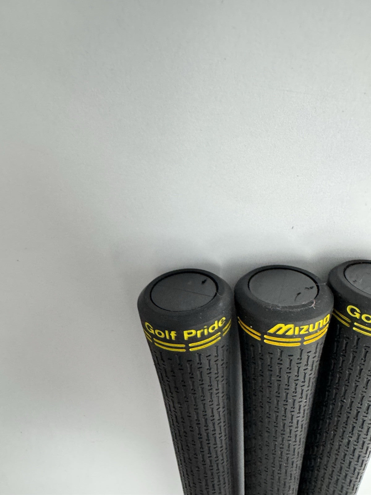 Golf Pride Golf Grips (3) Mizuno /Mens Standard /Black/Yellow /Pulled /284603
