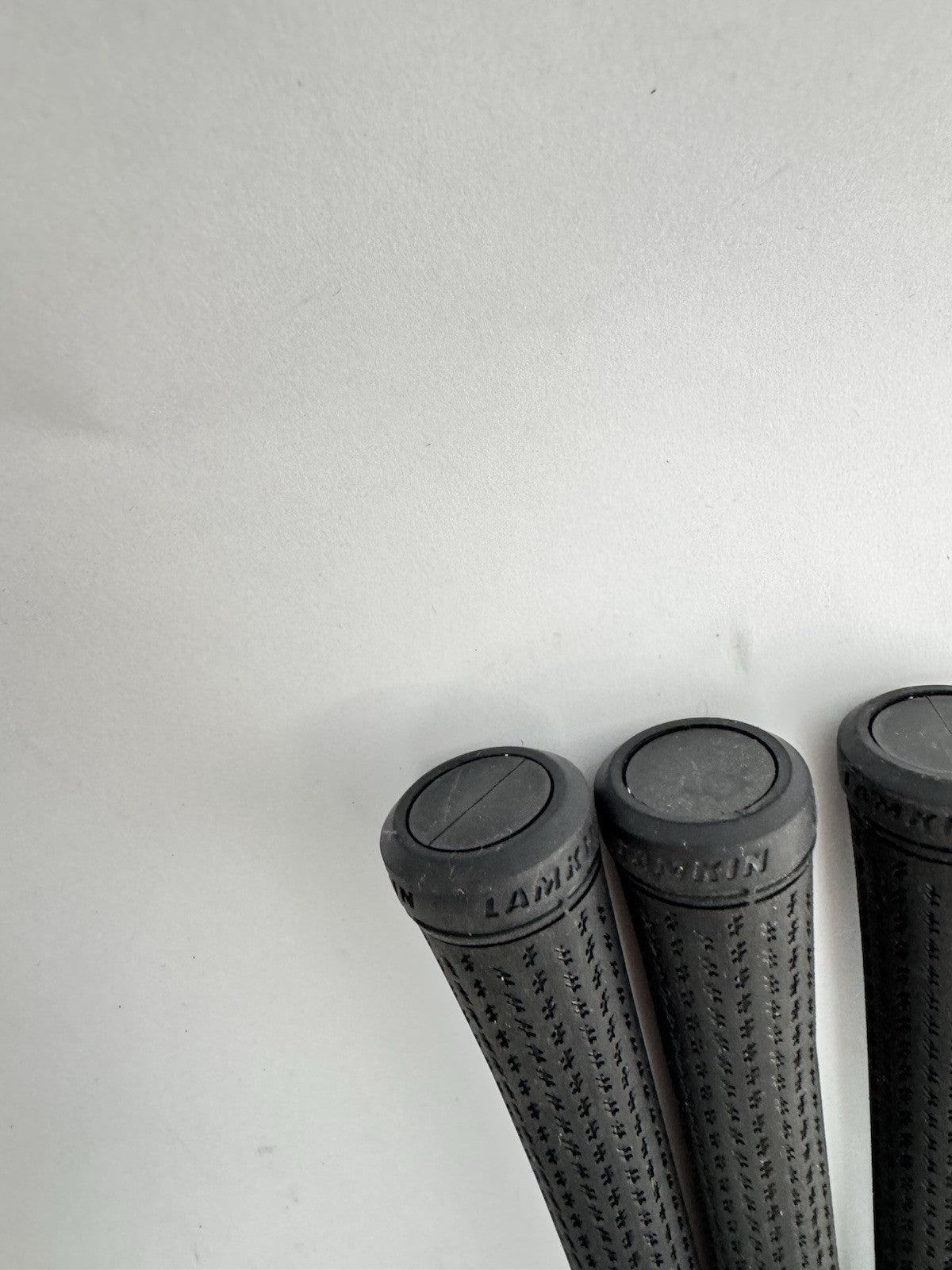 Lamkin Crossline 360 Golf Grips (3) Men’s Standard /Black/Pulled /305596