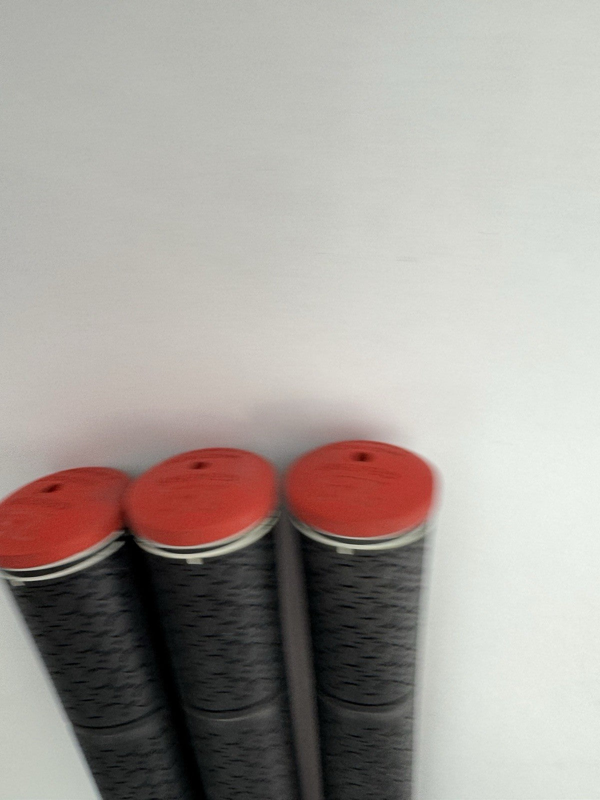 Lamkin Genesis Golf Grips (3) Midsize /Black/Red /Pulled /339955
