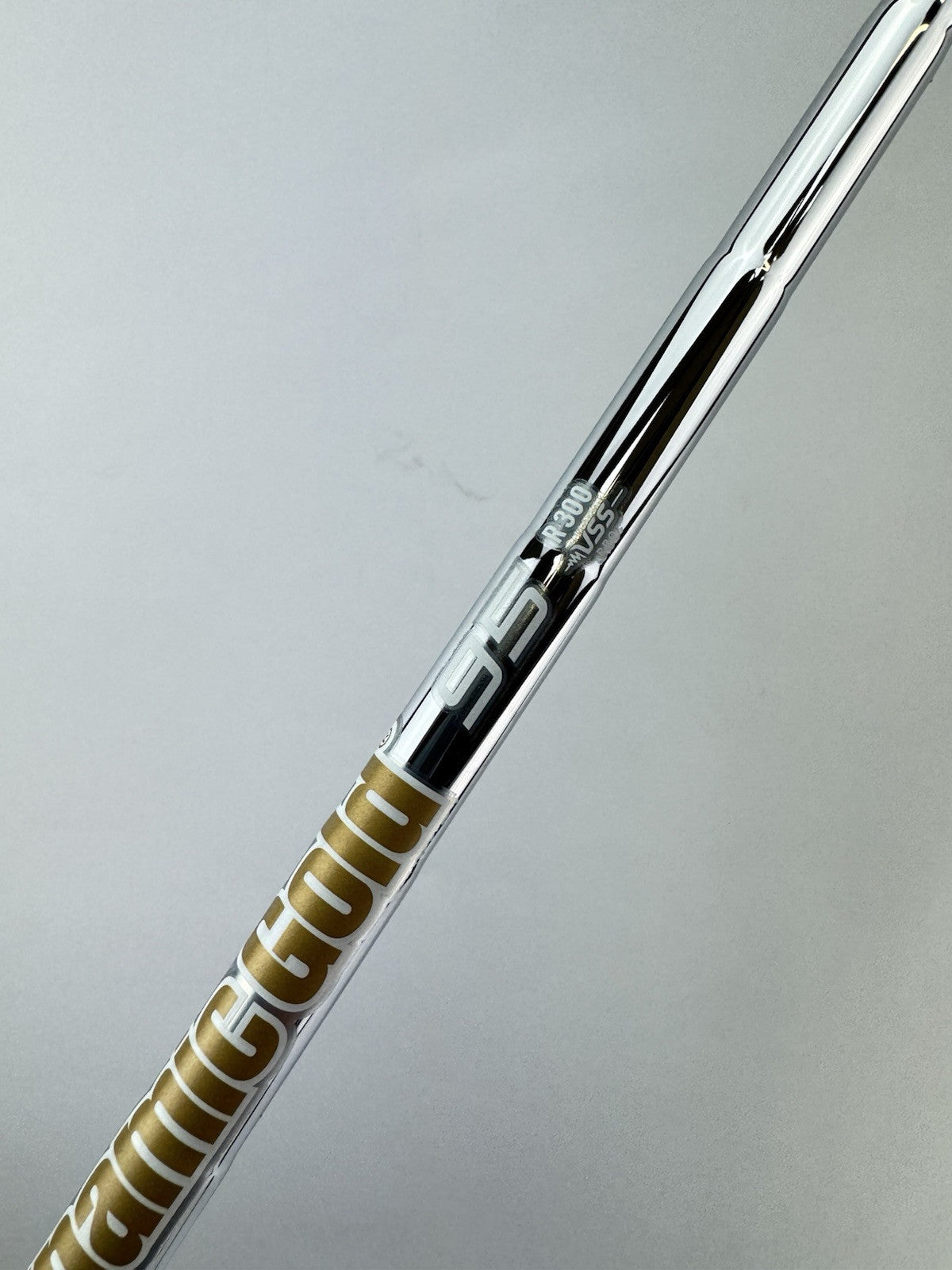 Cobra Utility Driving Iron Shaft Dynamic Gold Vss R300 Regular Steel 38.5”/241152