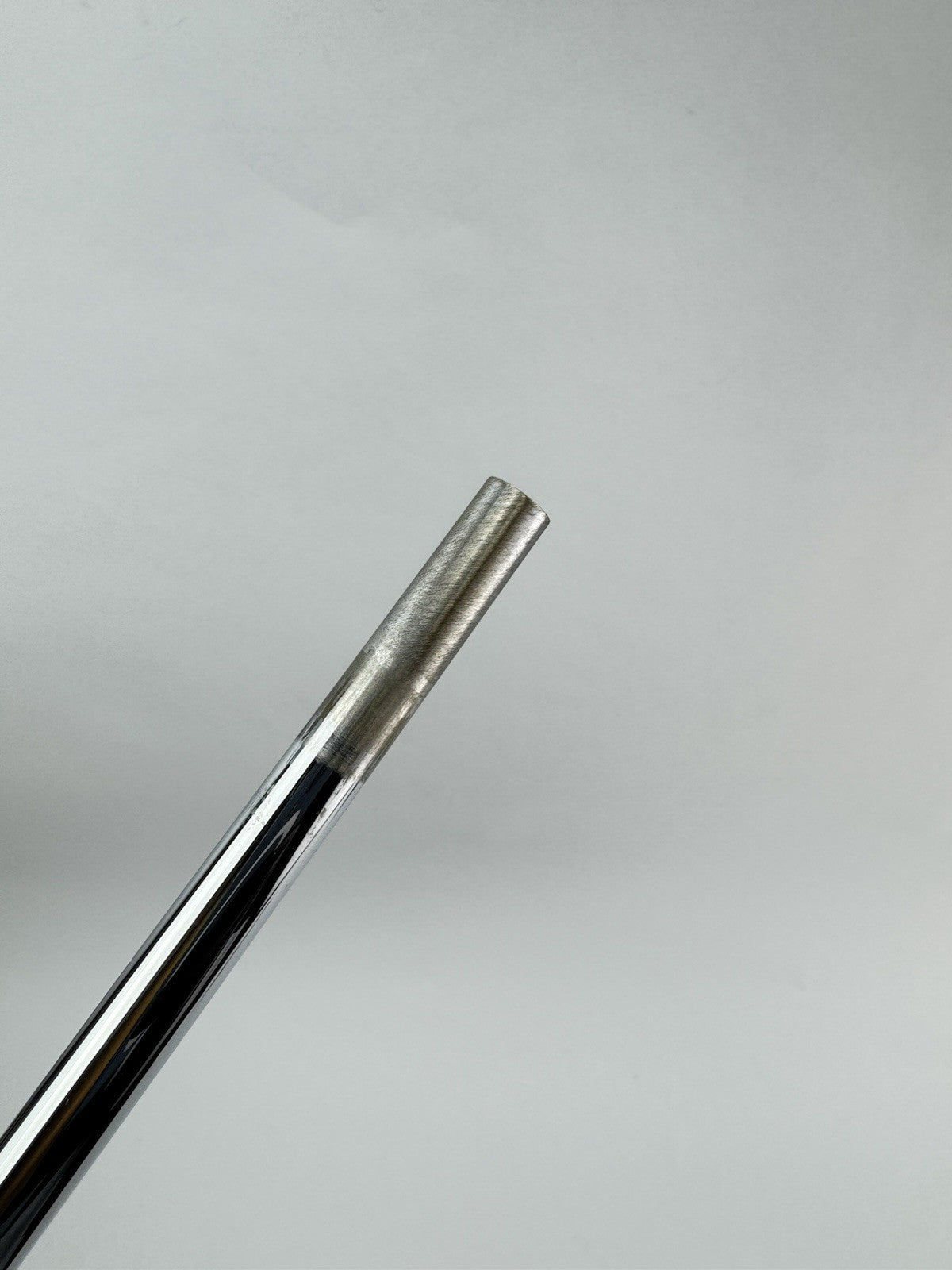 Nippon Zelos8 Iron Shaft Stiff Flex Steel 36 Lamkin /0.355 Tapered /234635