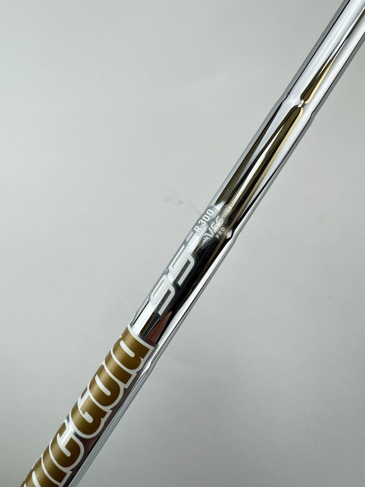 Dynamic Gold 95 Iron Shaft R300 Regular Flex Steel 36.25” /0.355 Tapered /293354