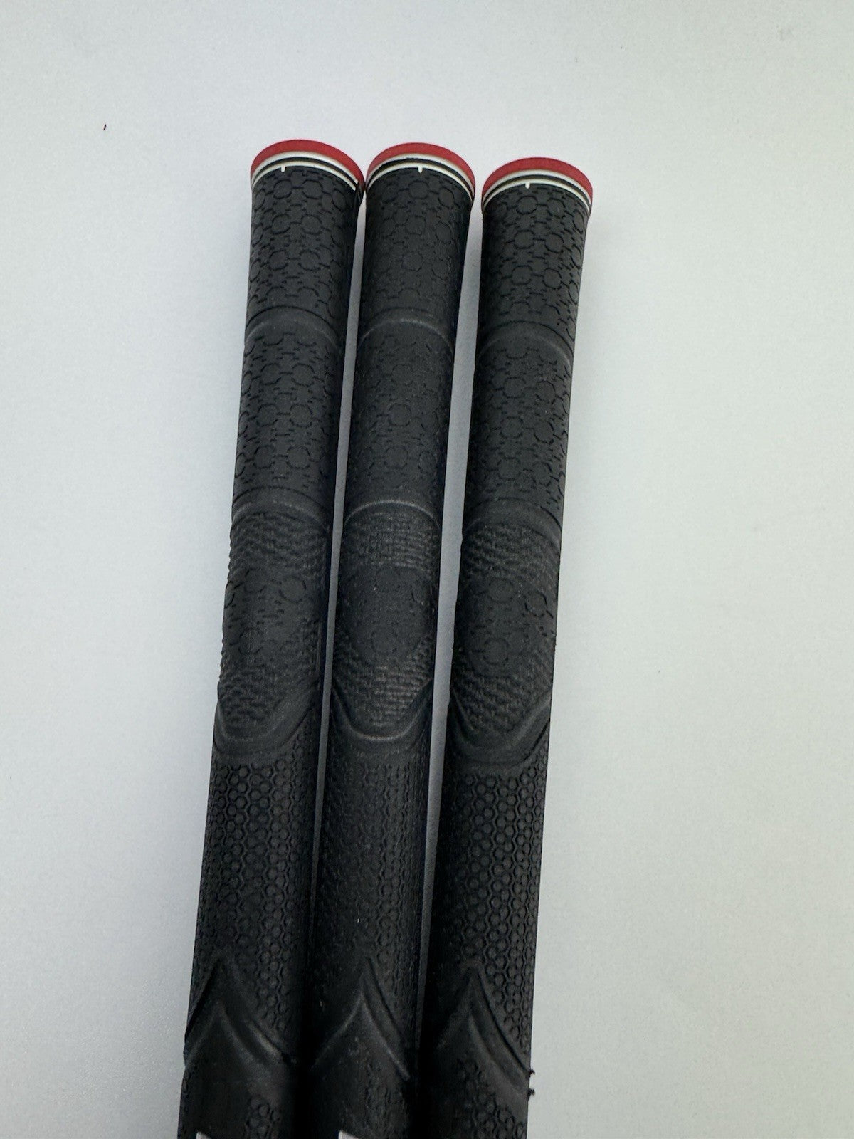 Lamkin Genesis Golf Grips (3) Midsize /Black/Red /Pulled /339952