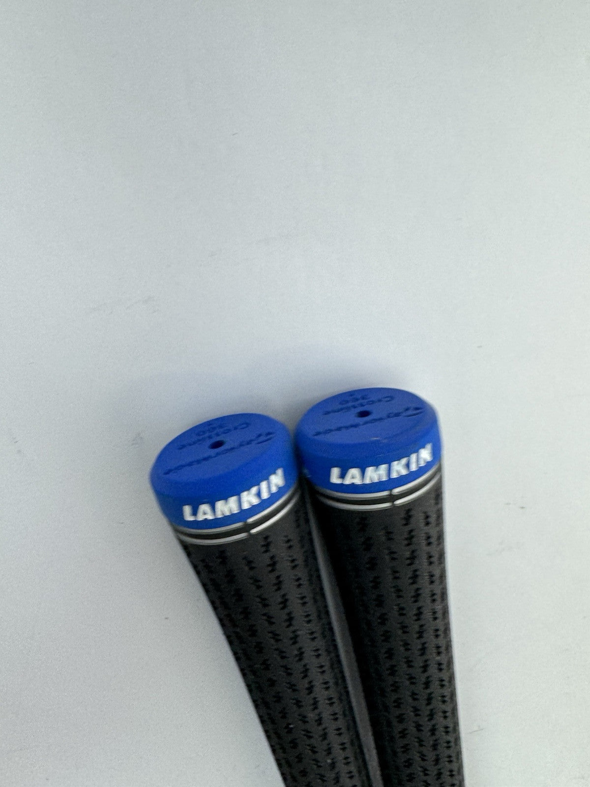 Taylormade Lamkin Golf Grips (2) Crossline 360 Standard /Black/Blue/Pulled/325506